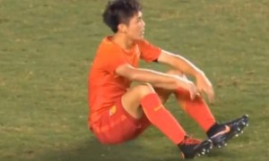 原创 
            17岁恒大天才新星彻底爆发：广州队最近热身赛已打进2球！